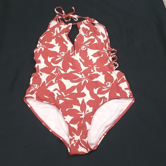 Time and Tru Halter Floral Print One Piece Bathing Suit.  Size L - Picture 5 of 14